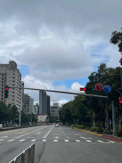 探寻40天预报最准的天气软件，一场与时间的博弈
